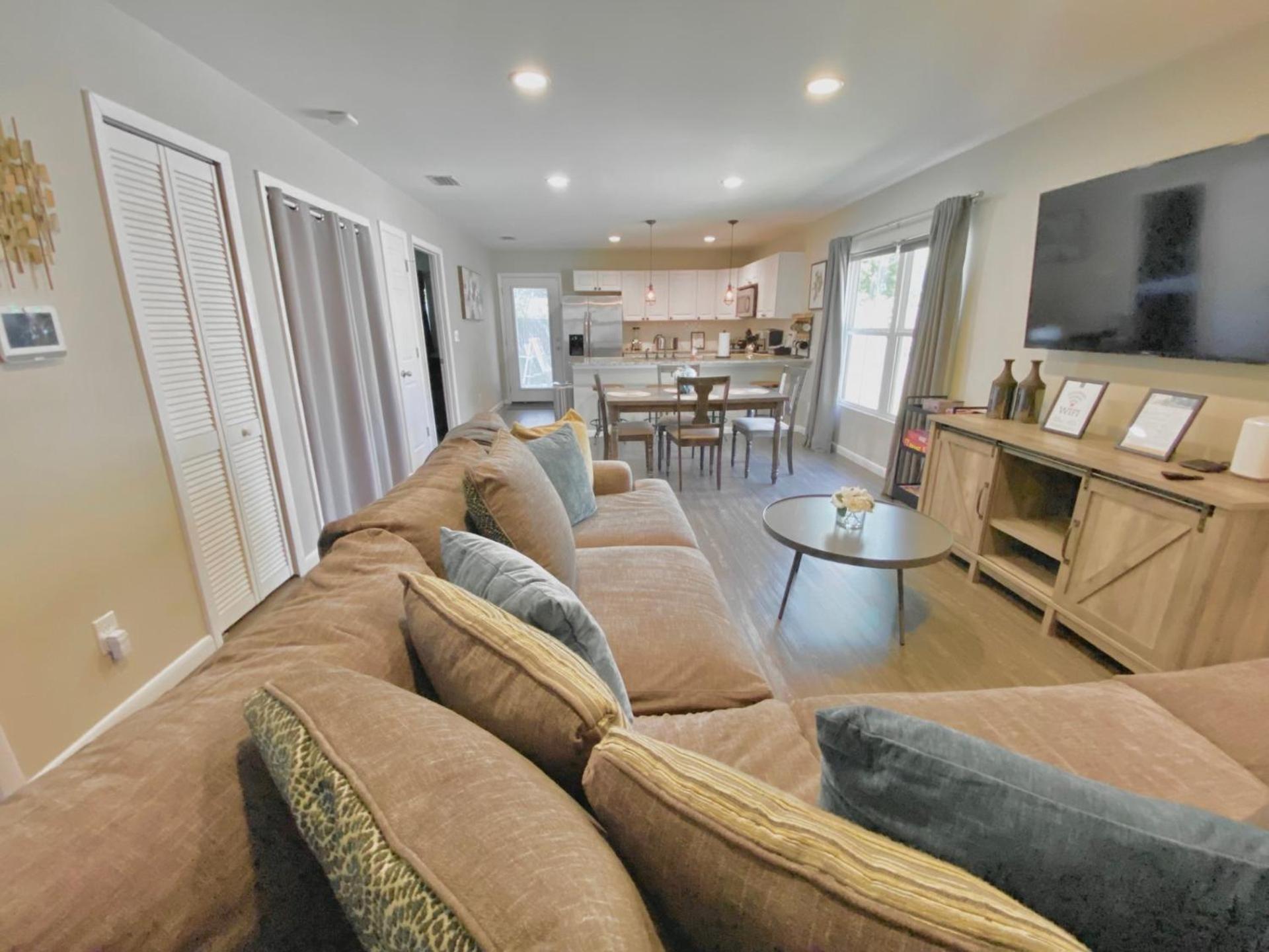 San Sebastians Hideaway - Modern With Group Friendly Amenities Just Minutes From Downtown And St Augustine Beach セント・オーガスティン エクステリア 写真